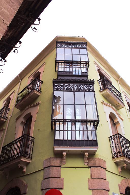 Caesarina Cáceres Exterior foto